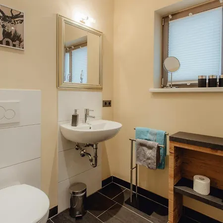 Residenz Max Mit Eigenem Garten In Seefeld سيفيلد ان تيرول