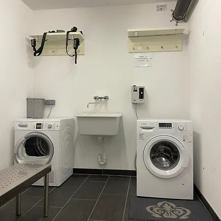 公寓 Residenz Max Mit Eigenem Garten In Seefeld